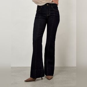 Flare Pintuck Jeans